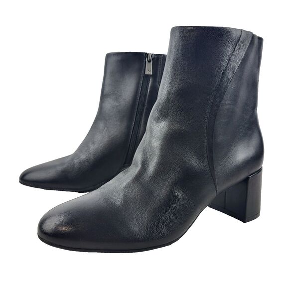 Naturalizer Black Leather River Booties Size 9M - Picture 1 of 15
